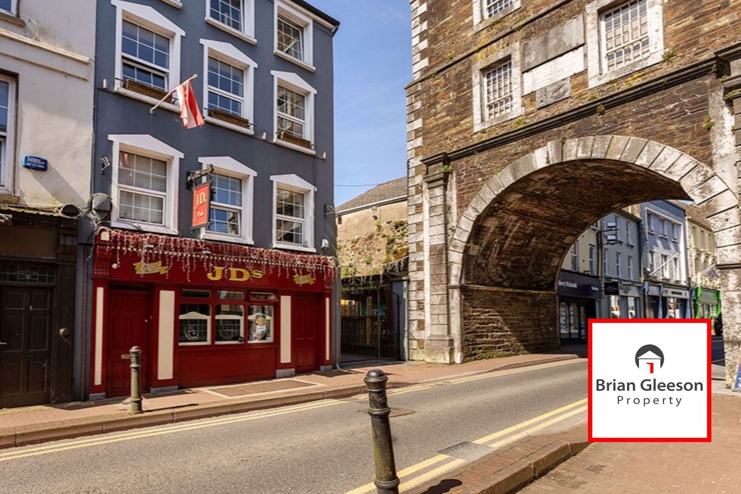 JD's Bar, 2 South Main Street, Youghal, Co. Cork, P36AT82