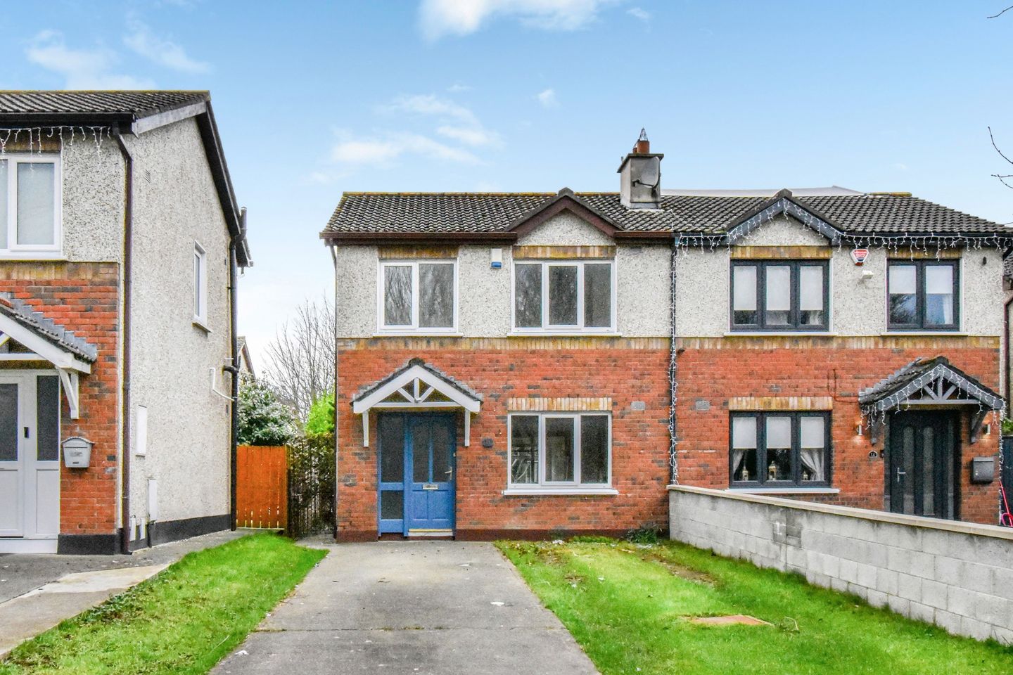 11 Castlegrange Lawn, Clondalkin, Clondalkin, Dublin 22, D22YK54 is for