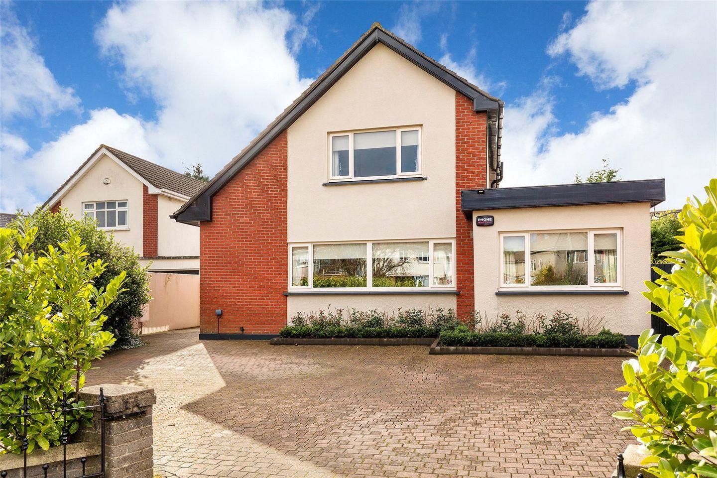 2 Oak Lawn, Castleknock, Dublin 15, D15FK6K