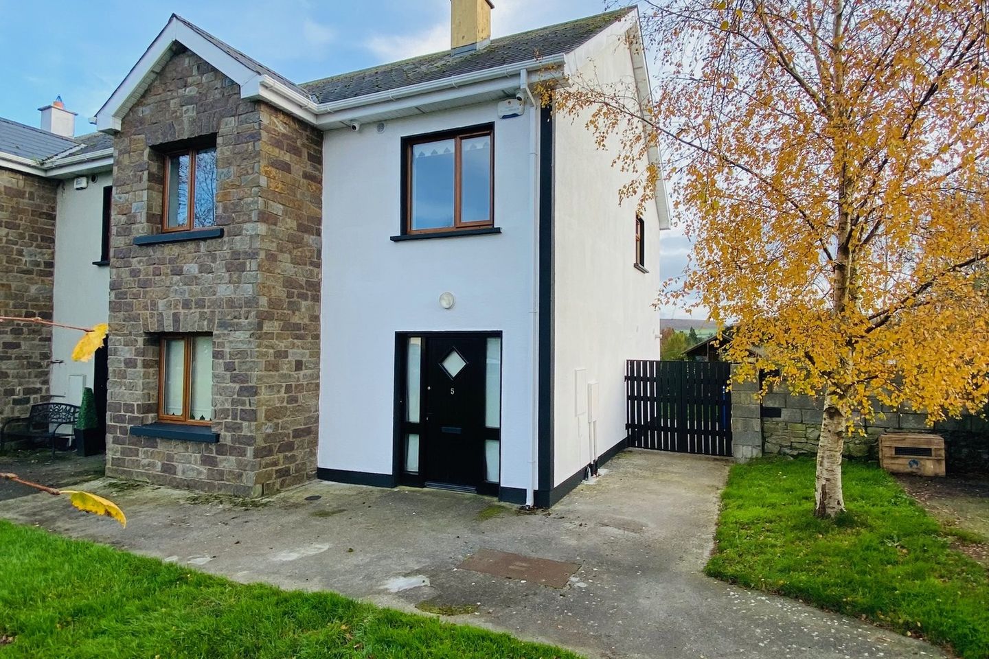 5 The Orchard, Main Street, Stradbally, Portlaoise, Co. Laois, R32X2W4