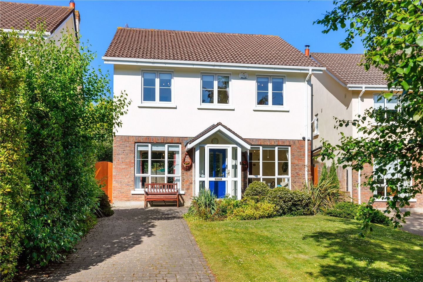 6 Stepaside Park, Stepaside, Dublin 18, D18XW73
