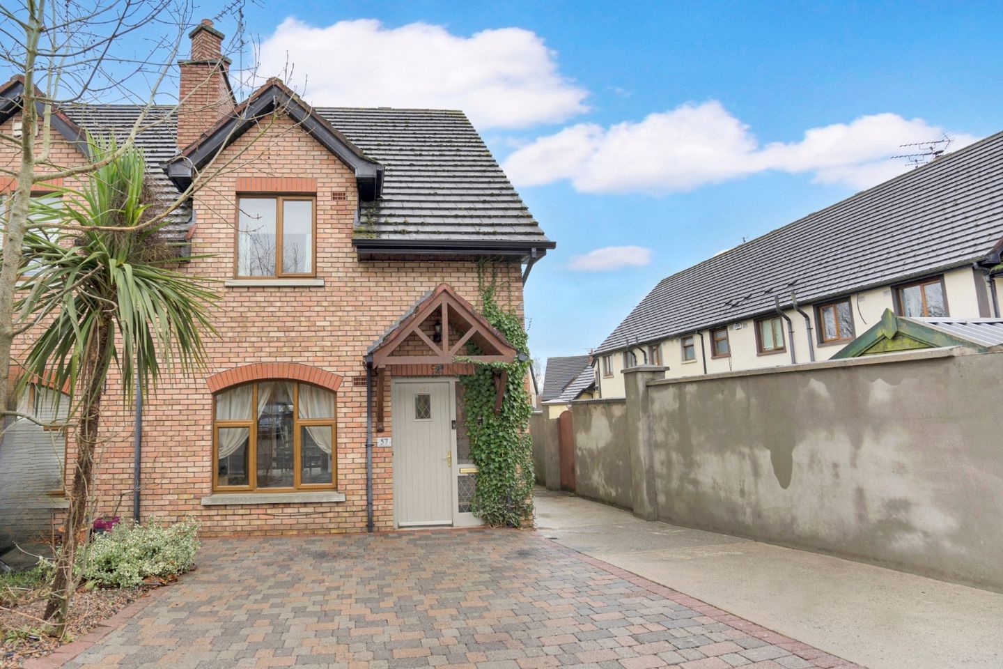 57 Bellingham Green, Main Street, Castlebellingham, Co. Louth, A91T184