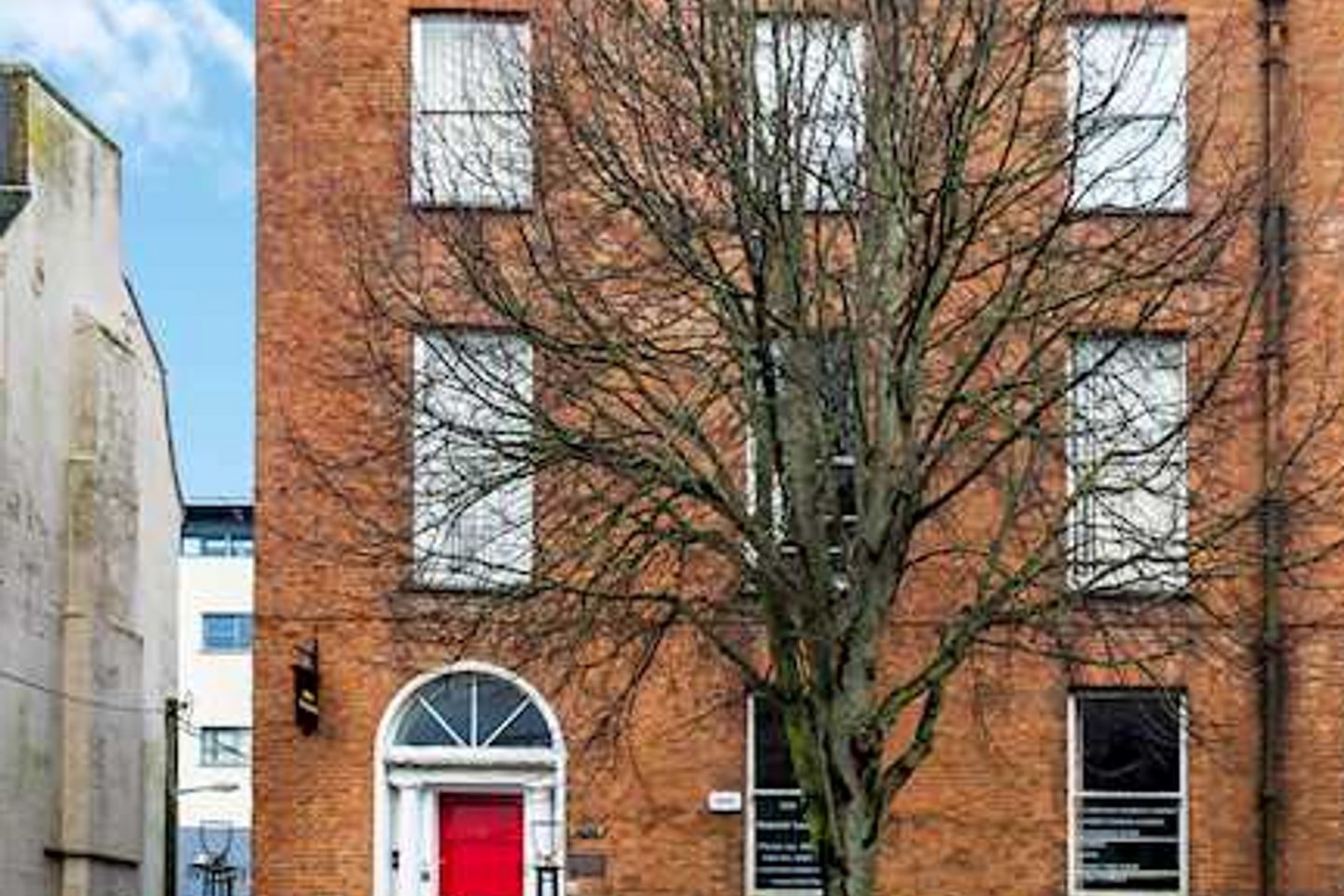 Commercial property for rent in 31 South Terrace, Cork City, Co. Cork