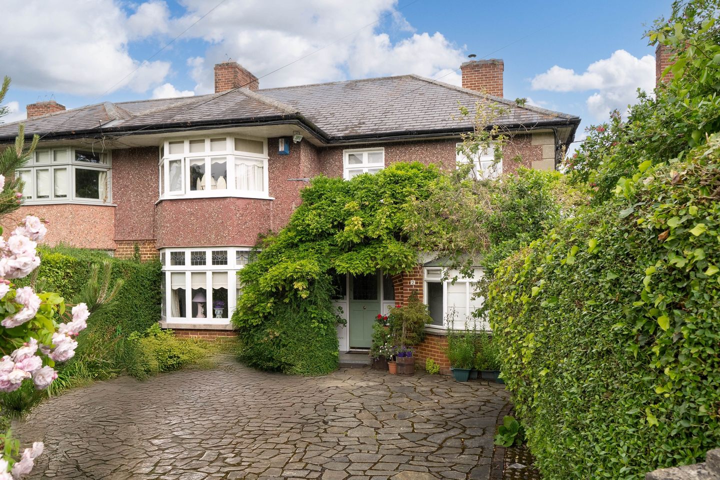 2 Thorncliffe Park, Rathgar, Dublin 6, D14HY43