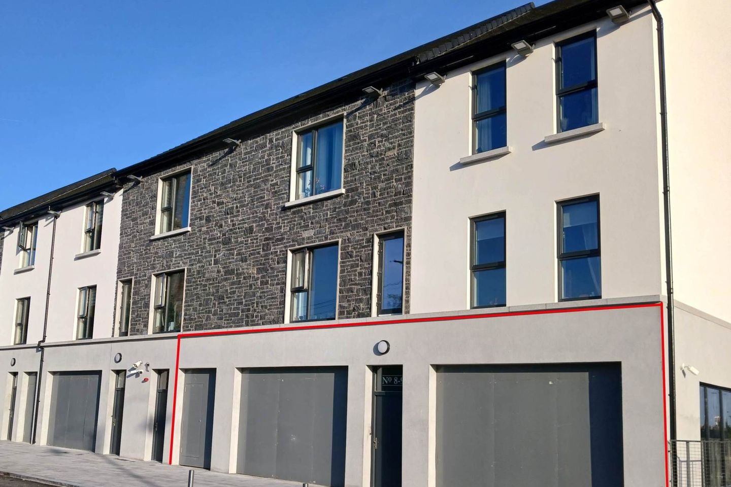 10-11 St. Mary`s Square, Athlone, Co. Westmeath