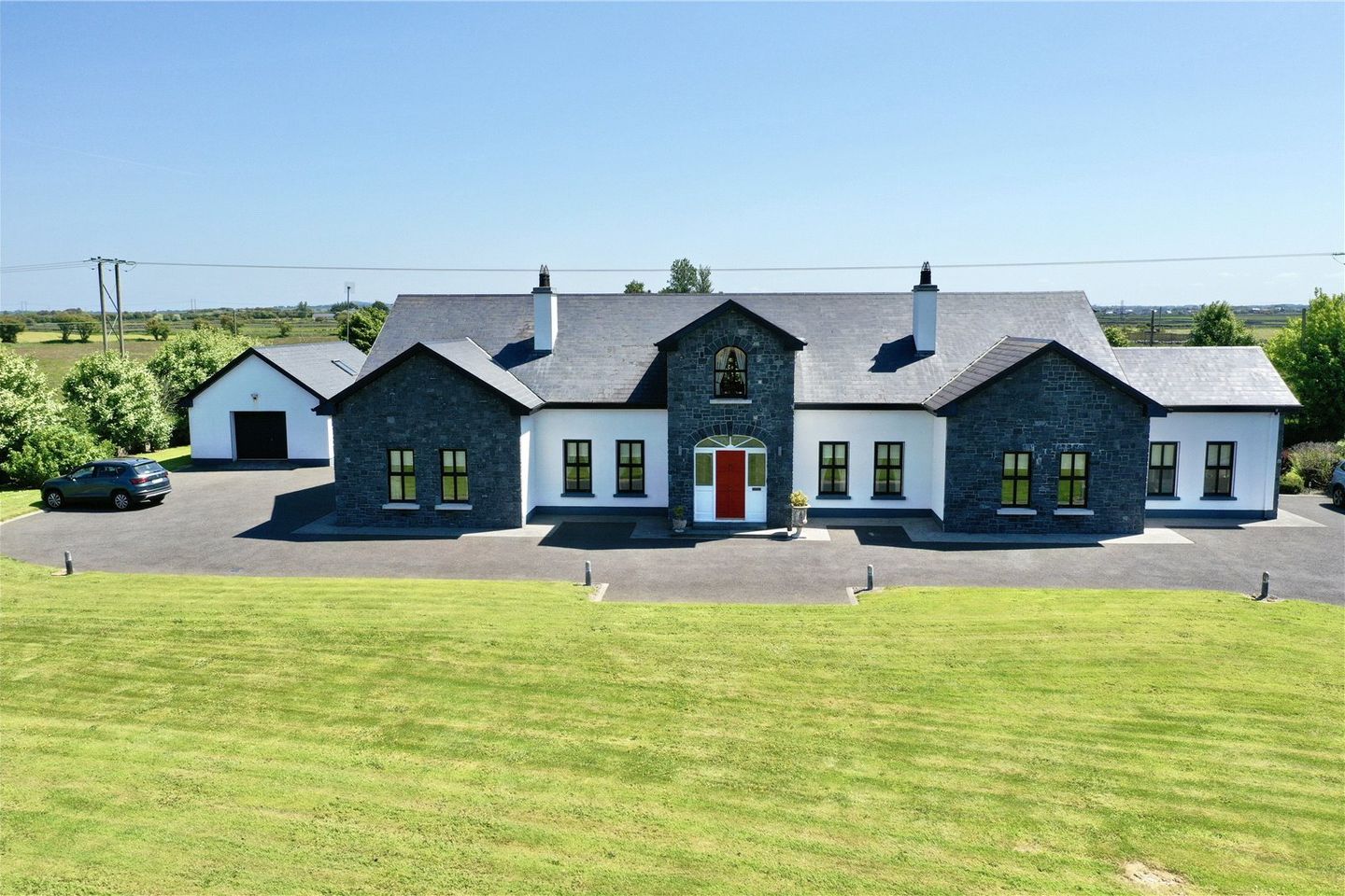 Dunluce House, Racoona, Knockdoe, Claregalway, Co. Galway, H54PW57 is