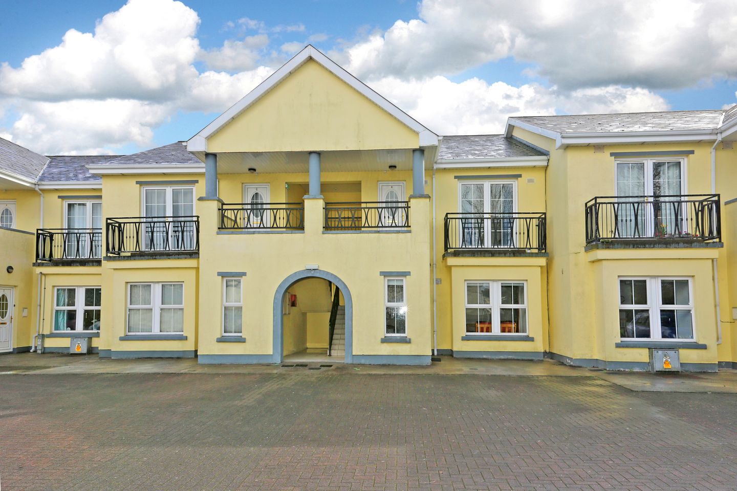 Apartment 7, Cluain Óir, Ennis, Co. Clare, V95HH48 is for sale on Daft.ie
