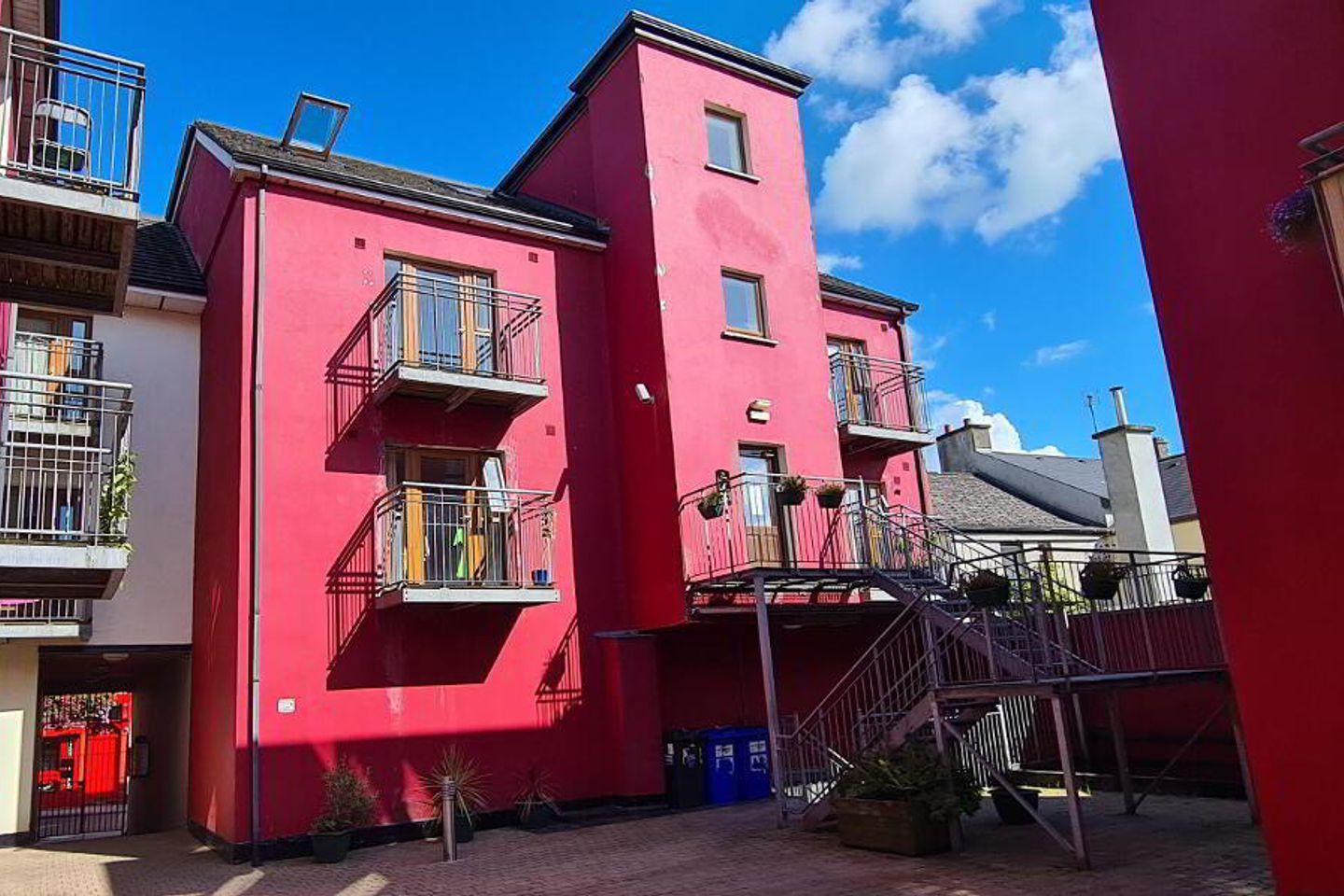 Apartment 10 County Apartments, Bridge Street, CarrickonShannon, Co