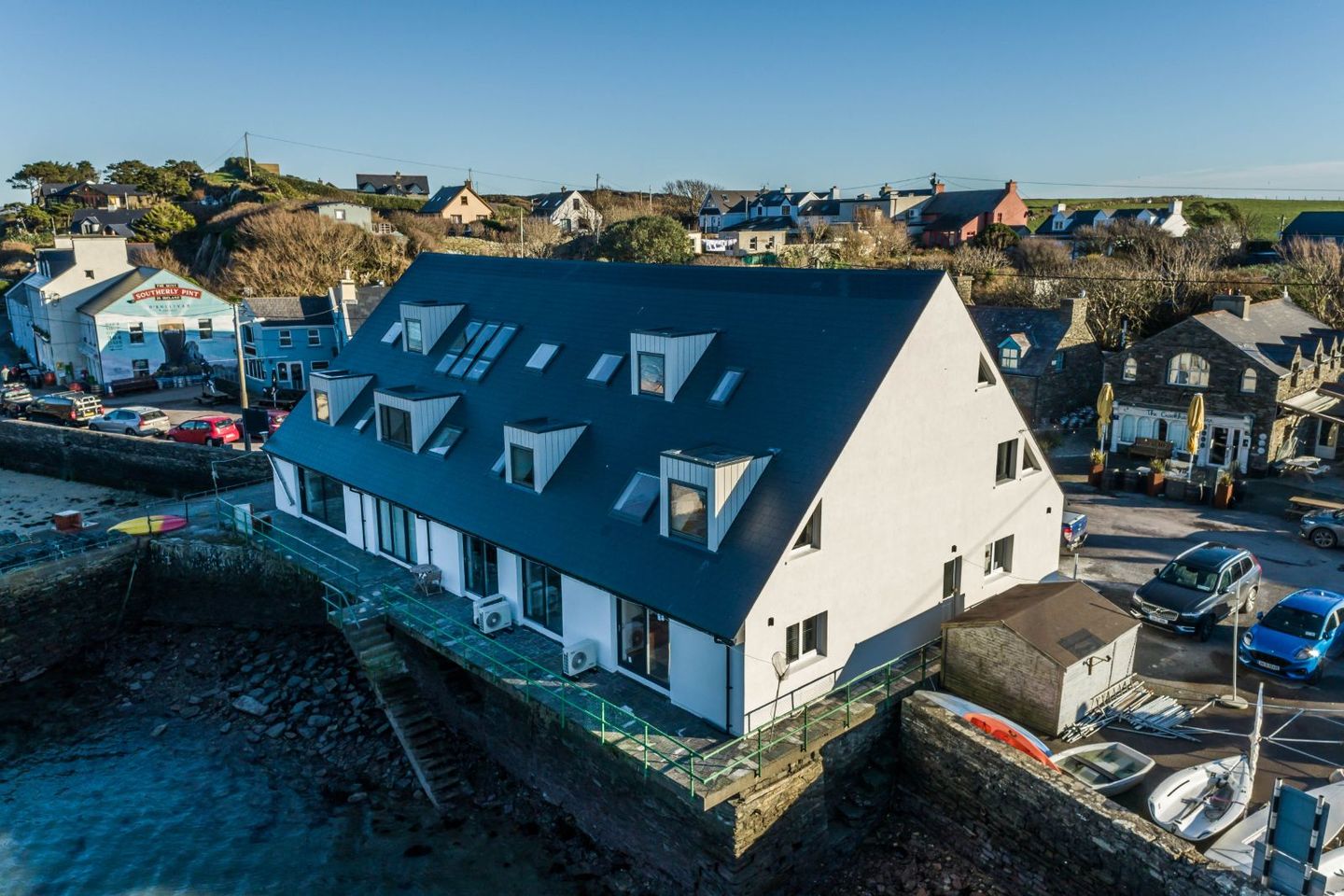 5 Les Mouettes Apartments, Crookhaven, Co. Cork, P81A293