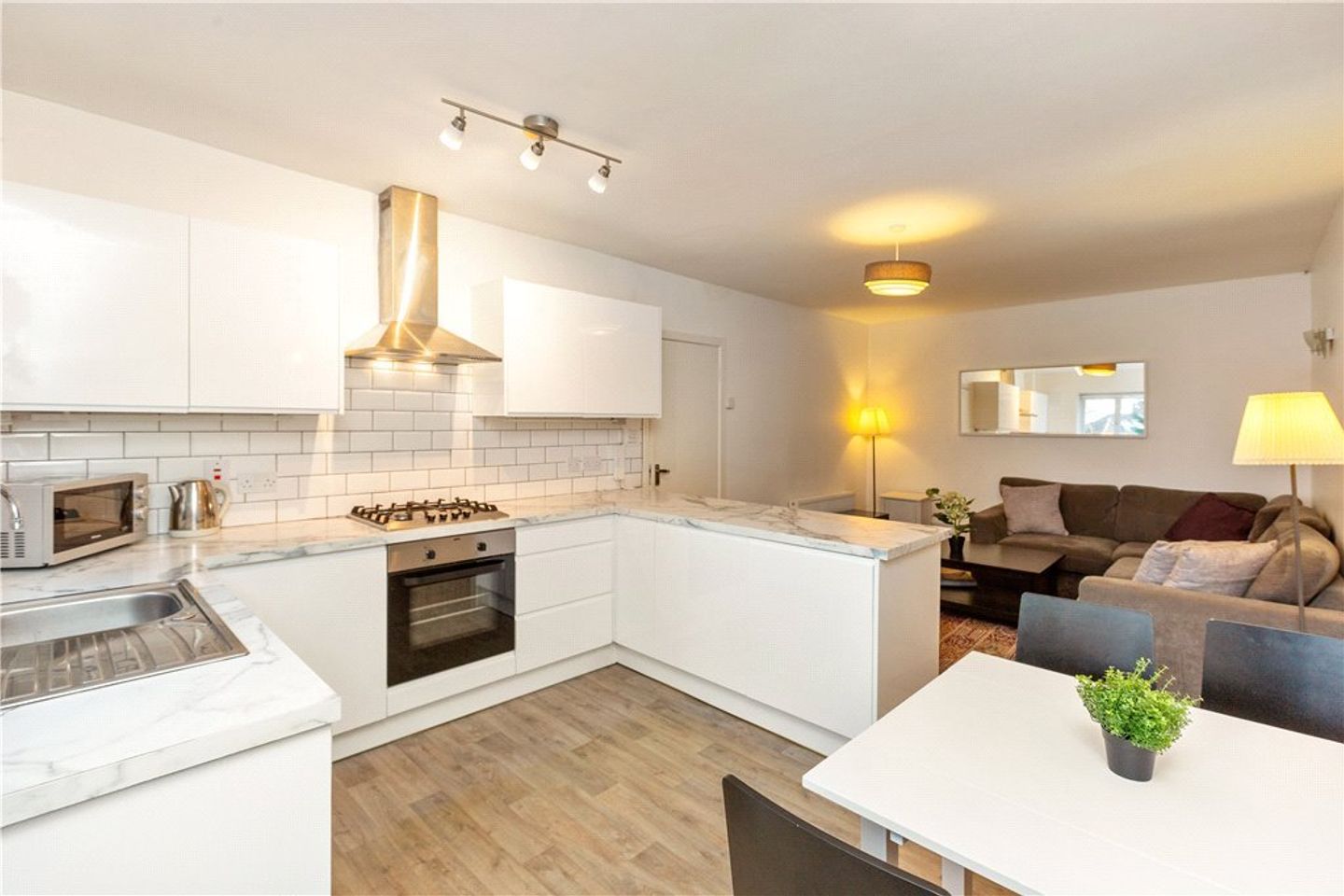 32 Melmore, Eglinton Court Eglinton Road Donnybrook Dublin 4