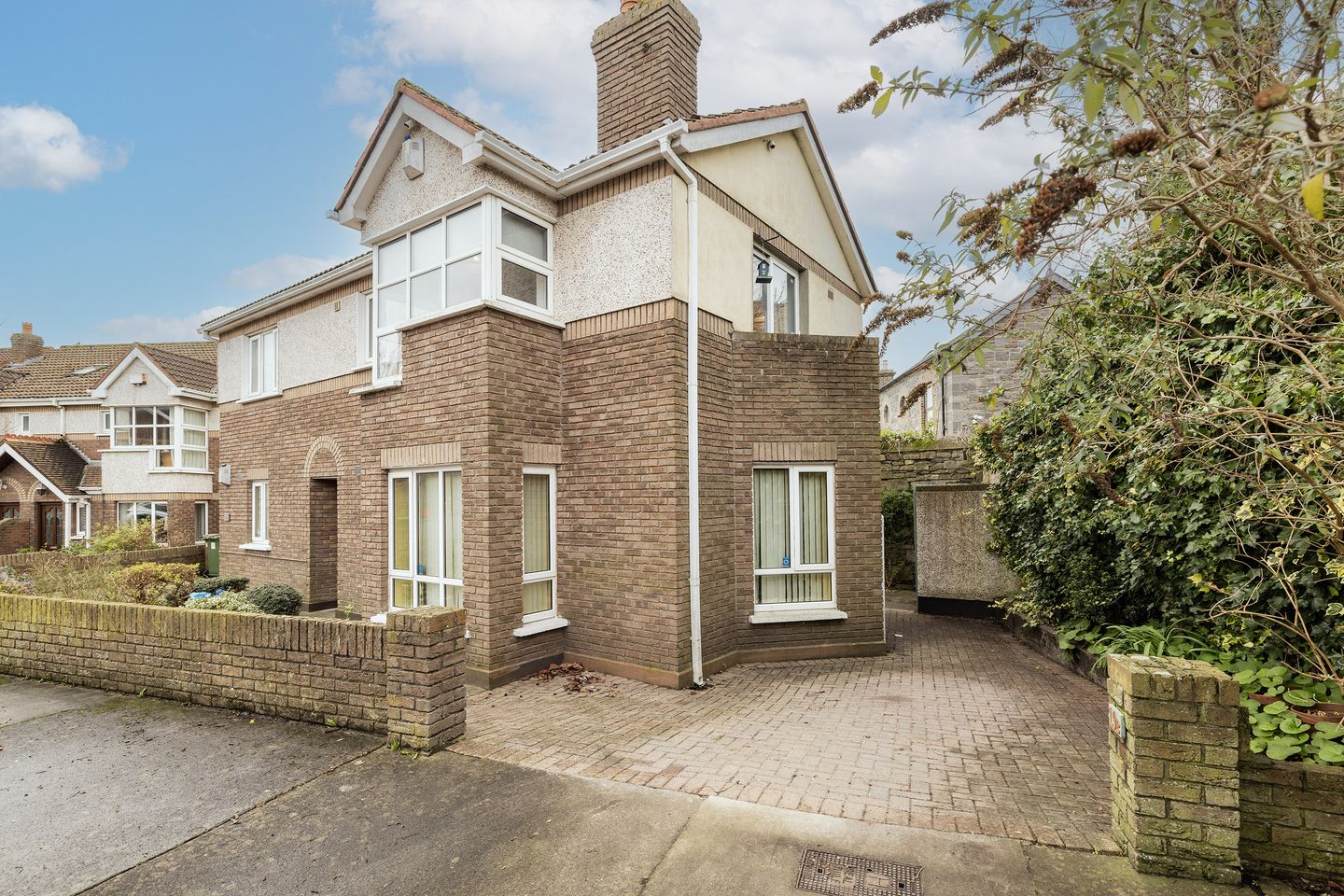 19B High Park, Grace Park Road, Drumcondra, Dublin 9, D09N729 is for