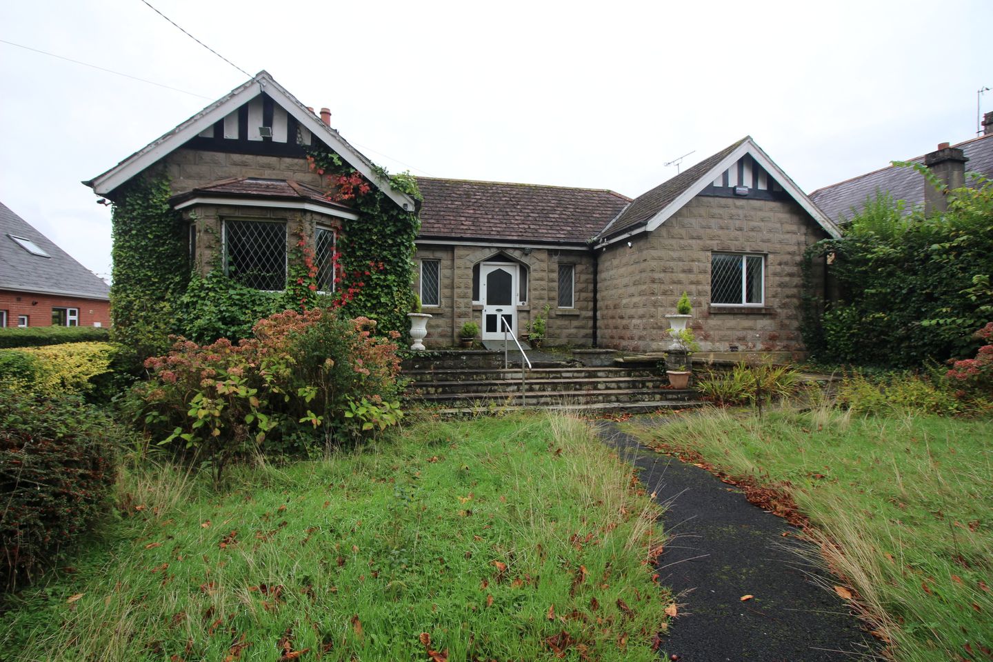 An Gleann, 9 Revington Park, North Circular Road, Co. Limerick is for