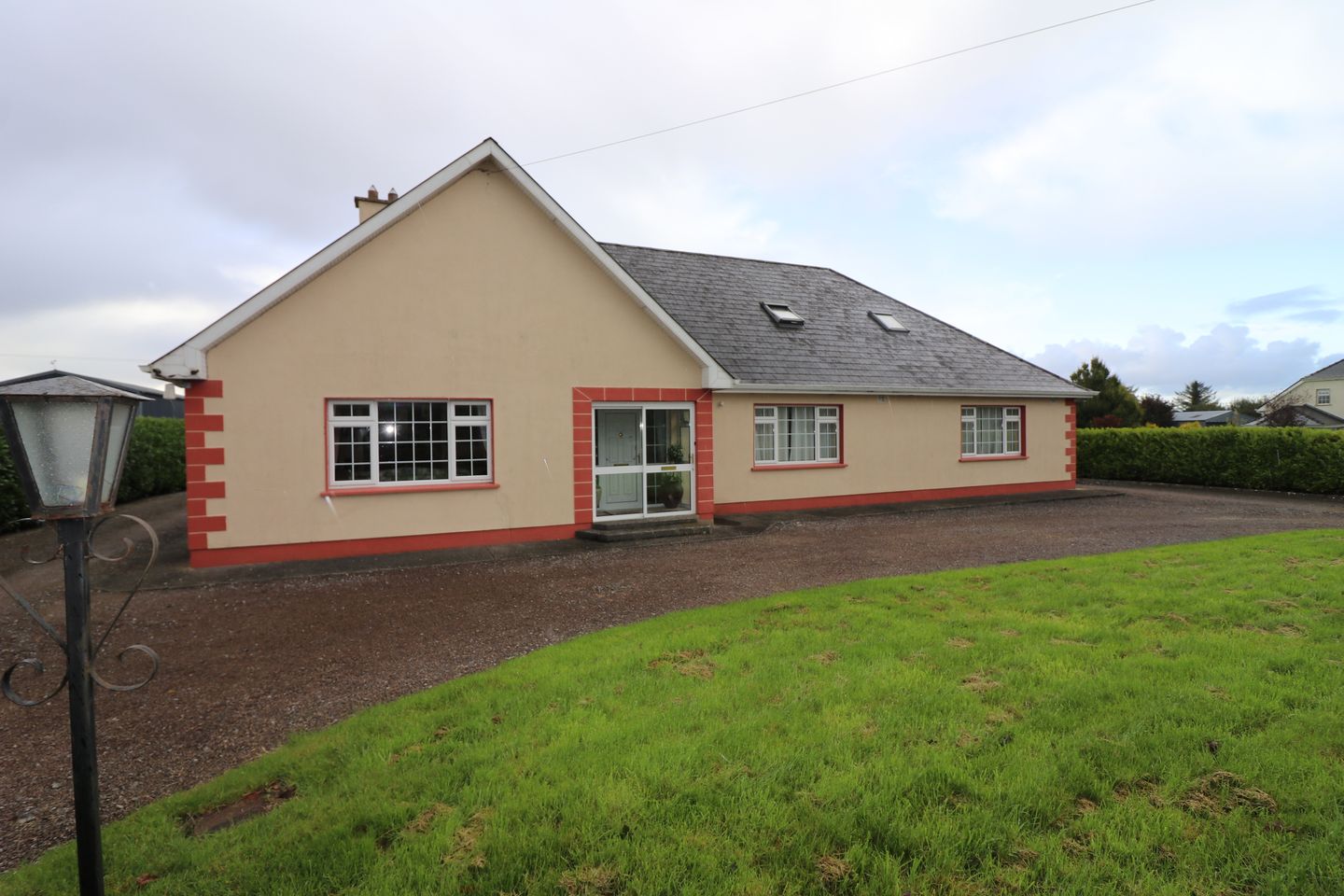 Cloonatleeva, Ahascragh, Ballinasloe, Co. Galway, H53RY92 is for sale