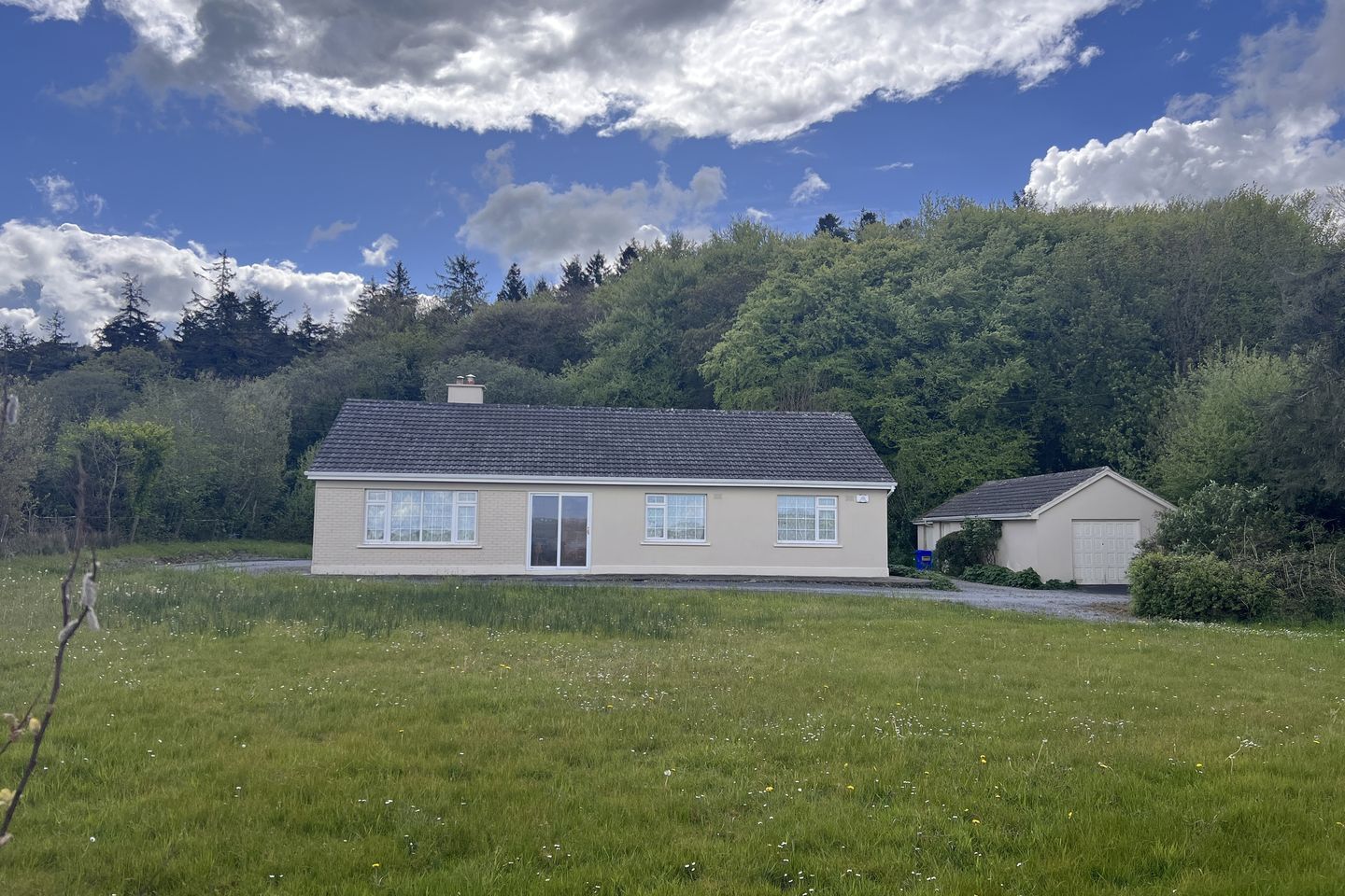 Mount Trenchard, Foynes, Co. Limerick, V94TX6C is for sale on Daft.ie