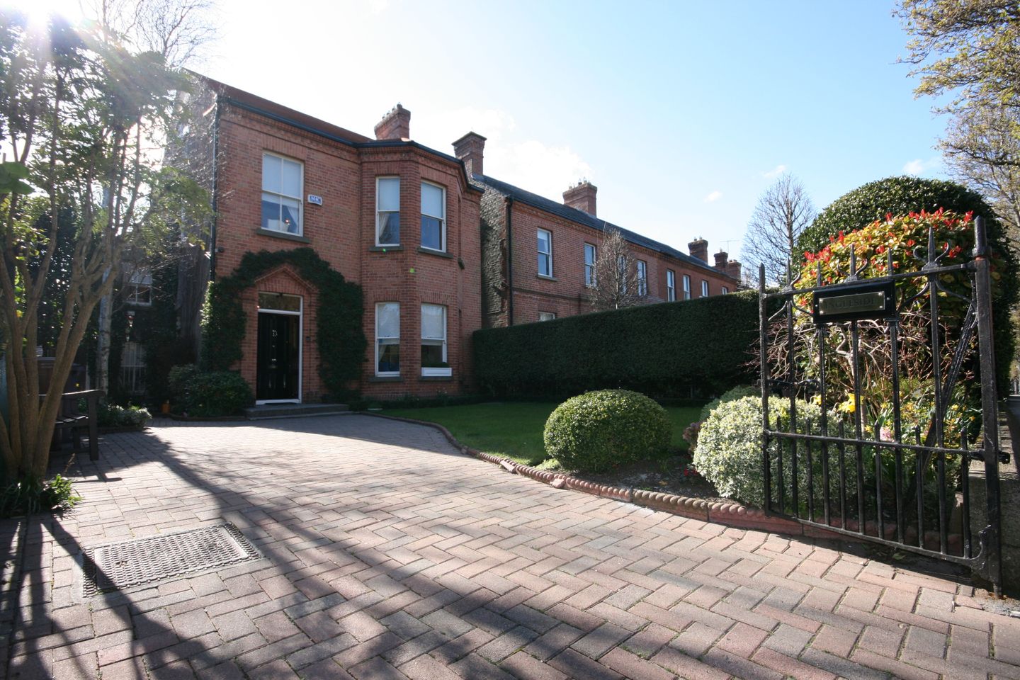 'Ingleside' 33 Pembroke Park, Donnybrook, Dublin 4