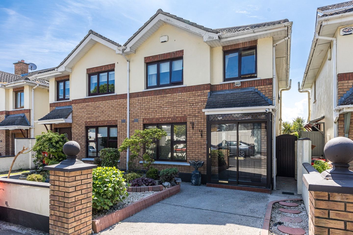 65 Charlemont, Griffith Avenue, Drumcondra, Dublin 9, D09R5D0 is for