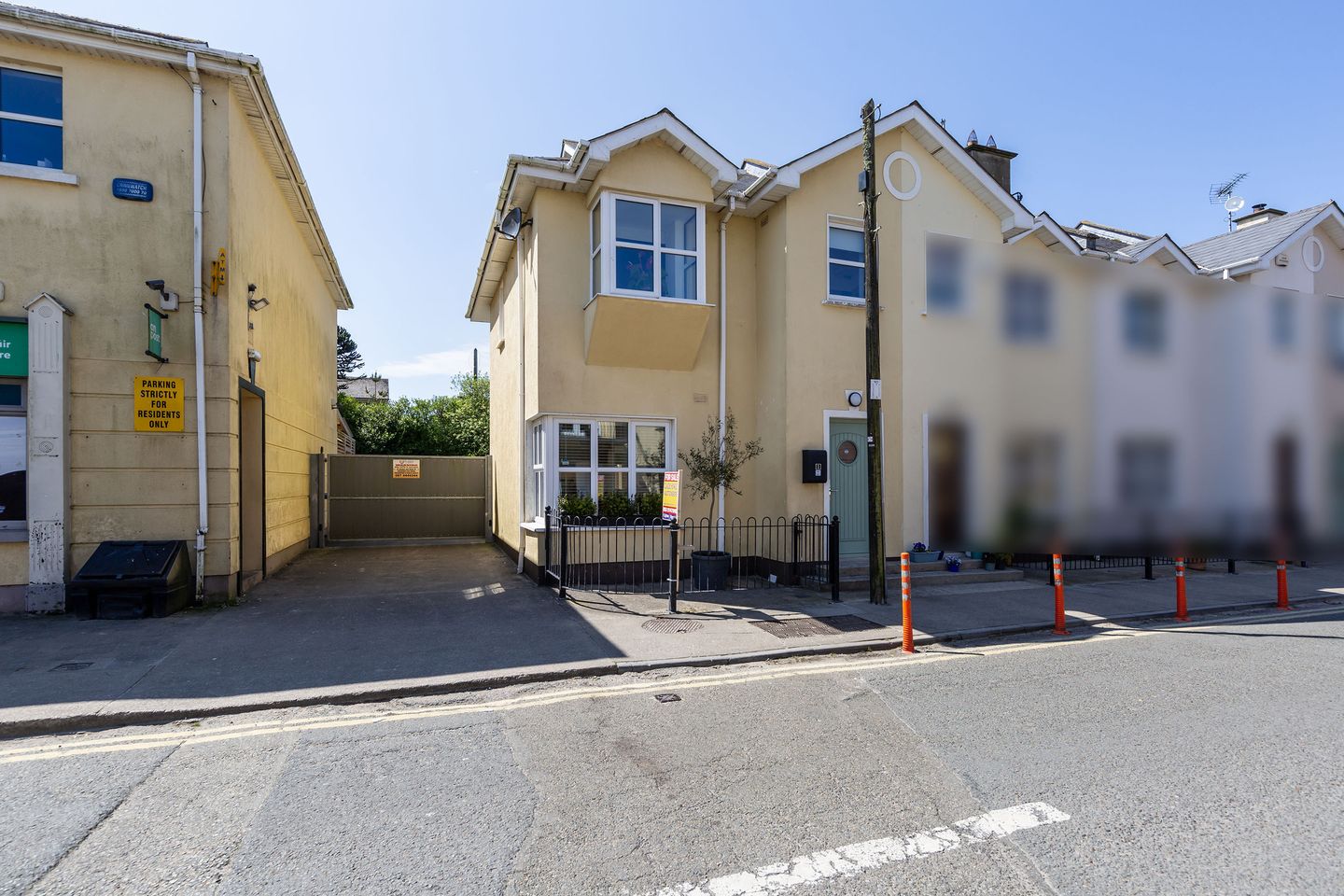 1 Strand Avenue, Rosslare Strand, Co. Wexford, Y35WK58 is for sale on
