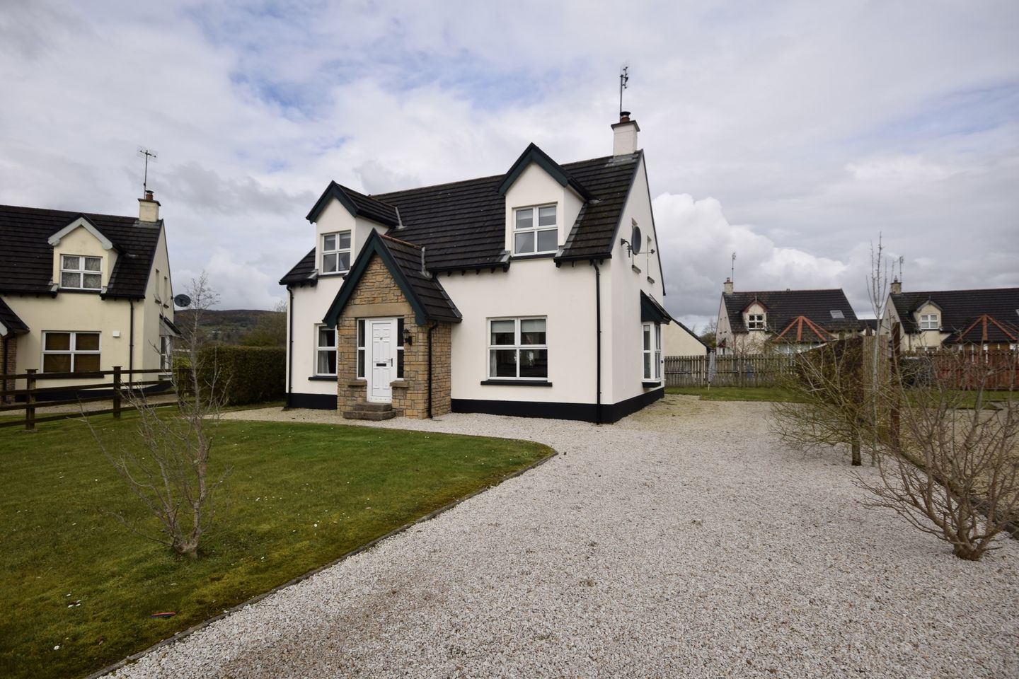 17 Kinnegar Cove, Rathmullan, Co. Donegal, F92VF68 is for sale on Daft.ie