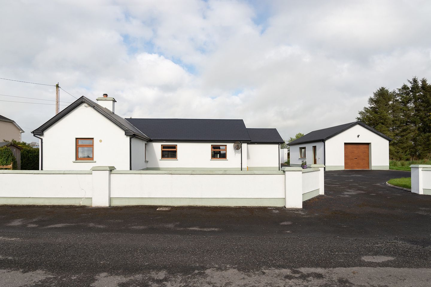 Moat, Ballinasloe, Co. Galway, H53H592 is for sale on Daft.ie
