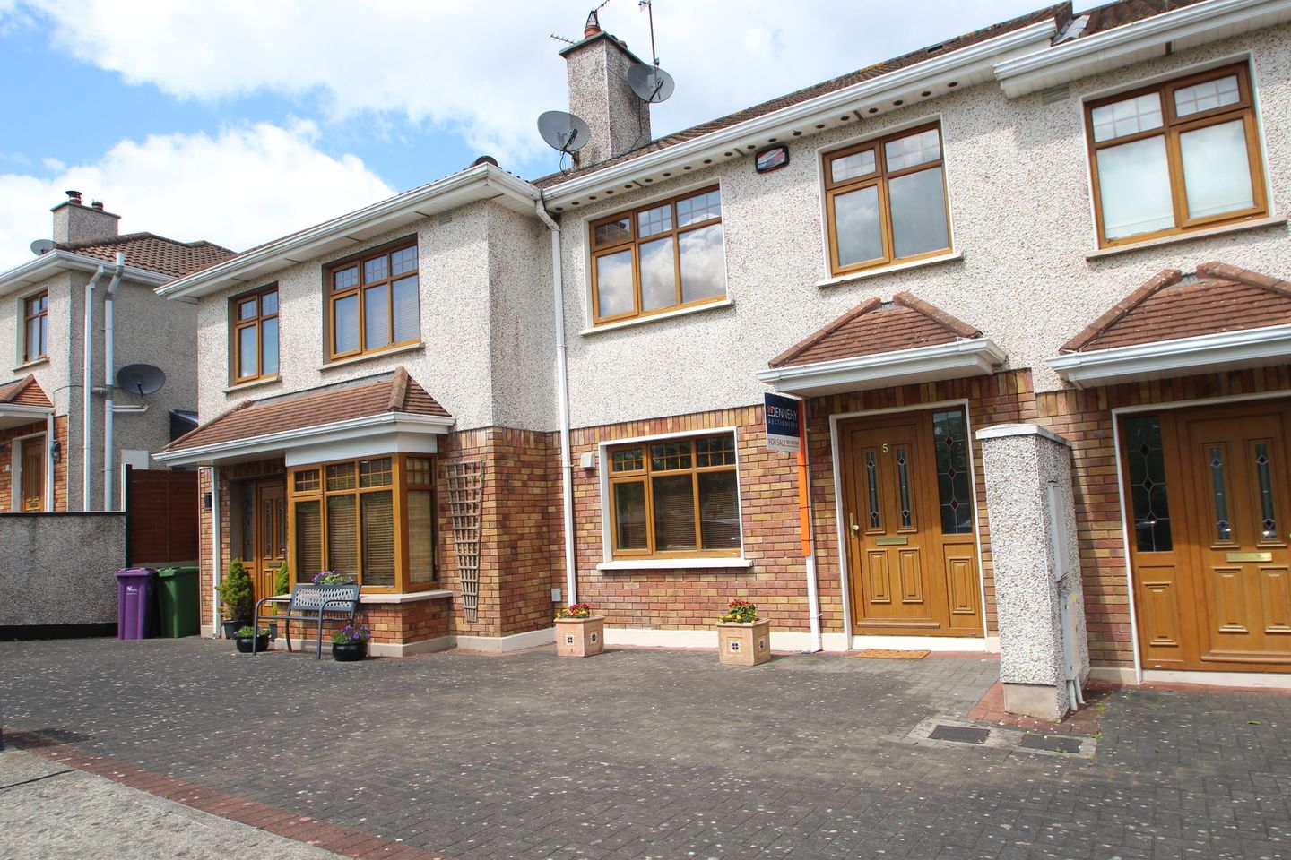 5 The Green, Herons Wood, Carrigaline, Co. Cork is for sale on Daft.ie