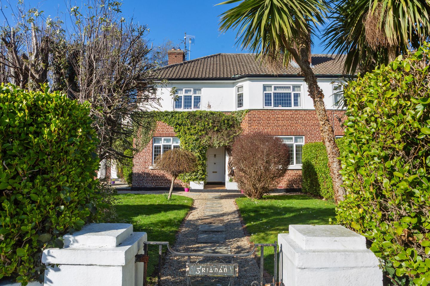 Grianan, Foxrock Park, Foxrock, Dublin 18, D18T9Y8