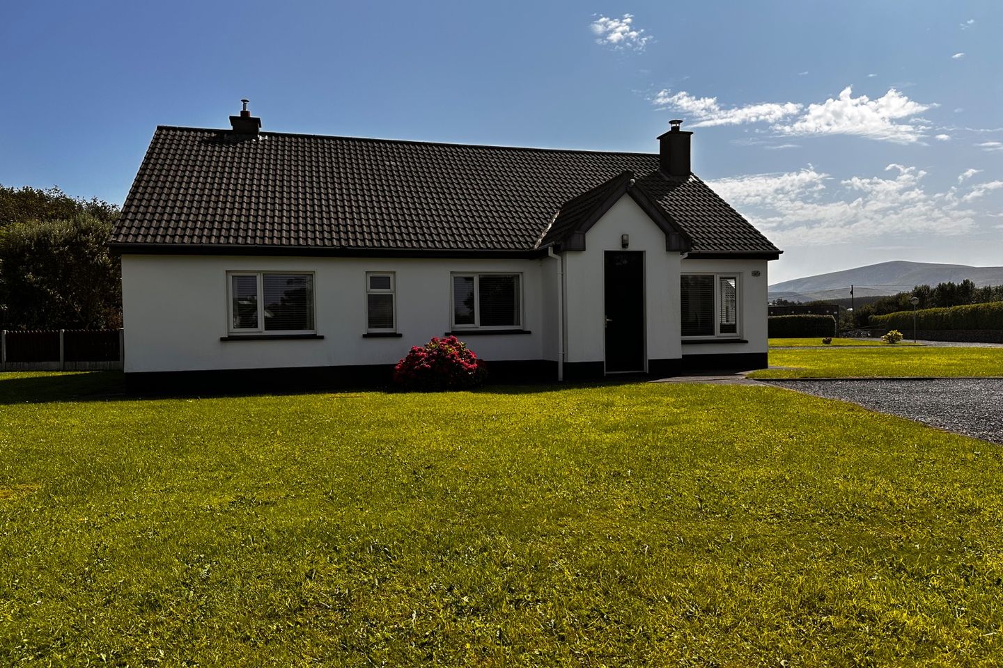 26 Wine Strand Cottages, Ballyferriter, Ballineanig, Co. Kerry, V92HC97