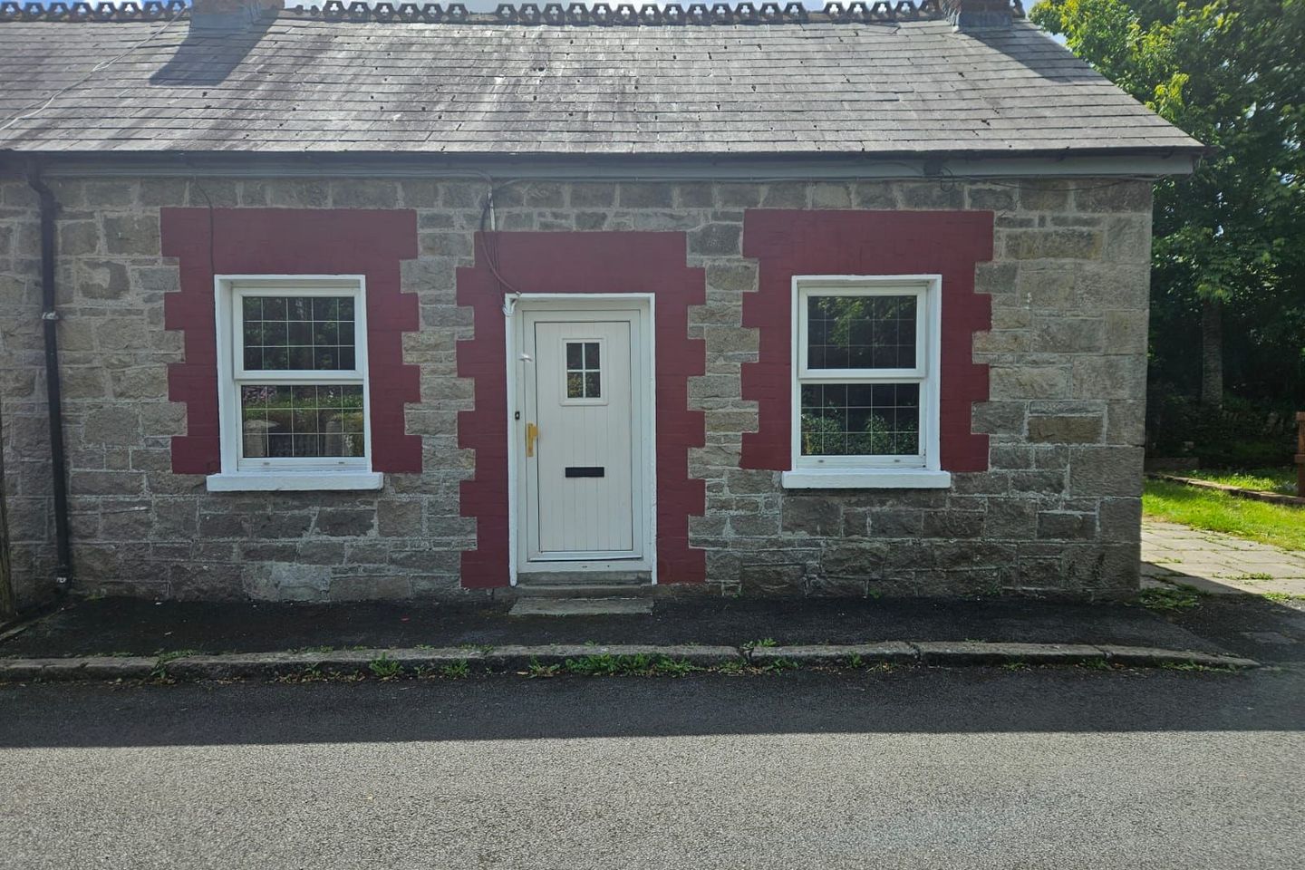 1 Jubilee Cottages, Aughrim, Craffield, Co. Wicklow, Y14A335 is for