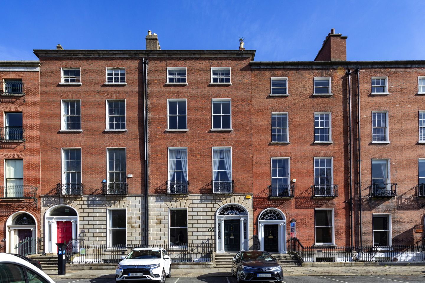 66 Fitzwilliam Square North, Dublin 2, D02AT27