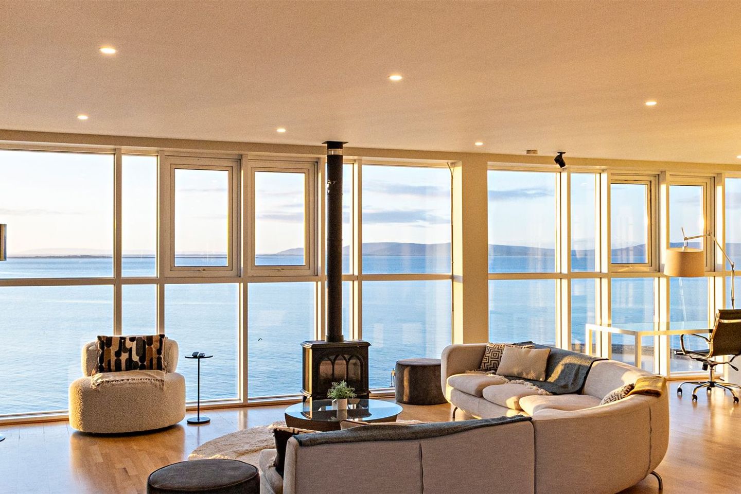 The Floating Penthouse, Salthill, Co. Galway, H91V678