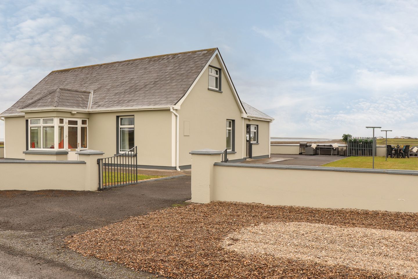 Ref. 1054100 Sea View Lodge, Sea View Lodge, Parkd, Mullagh, Co. Clare