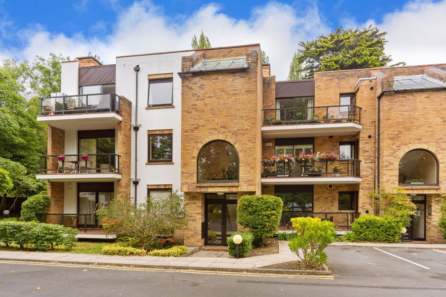 1 The Elms, Mount Merrion Avenue, Blackrock, Co Dublin, A94P5N0