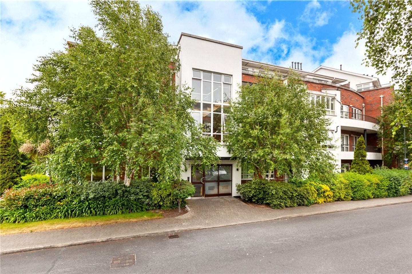 16 Chapelgate St. Alphonsus Road Drumcondra Dublin 9, Drumcondra, Dublin 9, D09A260 is for sale