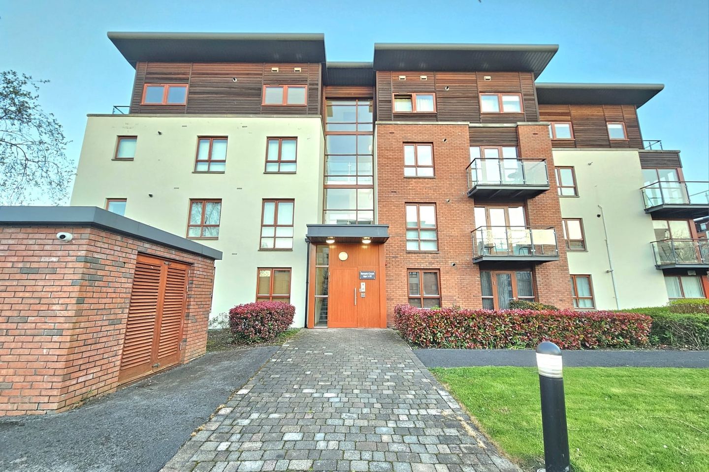 Apartment 18, Temple Court, Northwood, Santry, Dublin 9, D09A275 is for