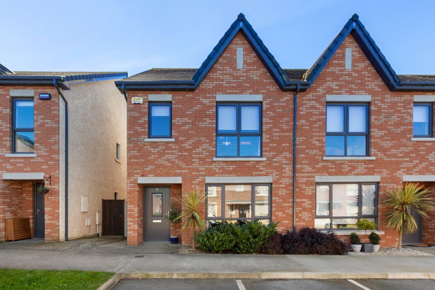6 Castlefield Hall, Clonsilla, Dublin 15, D15P8RP