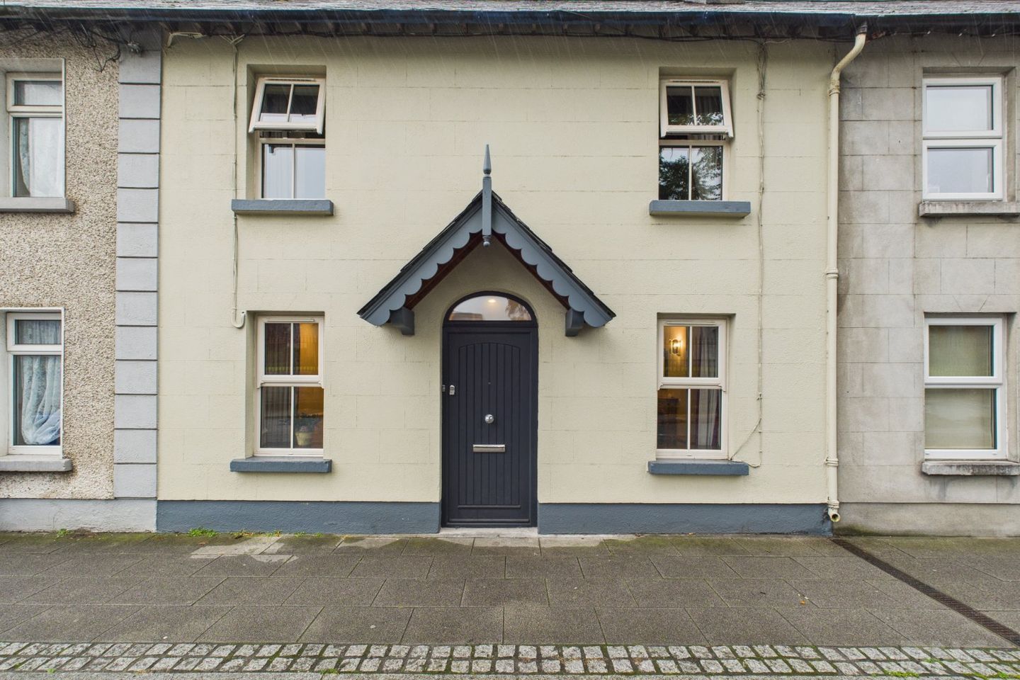 2 Charleville Parade, Tullamore, Offaly, R35EW08