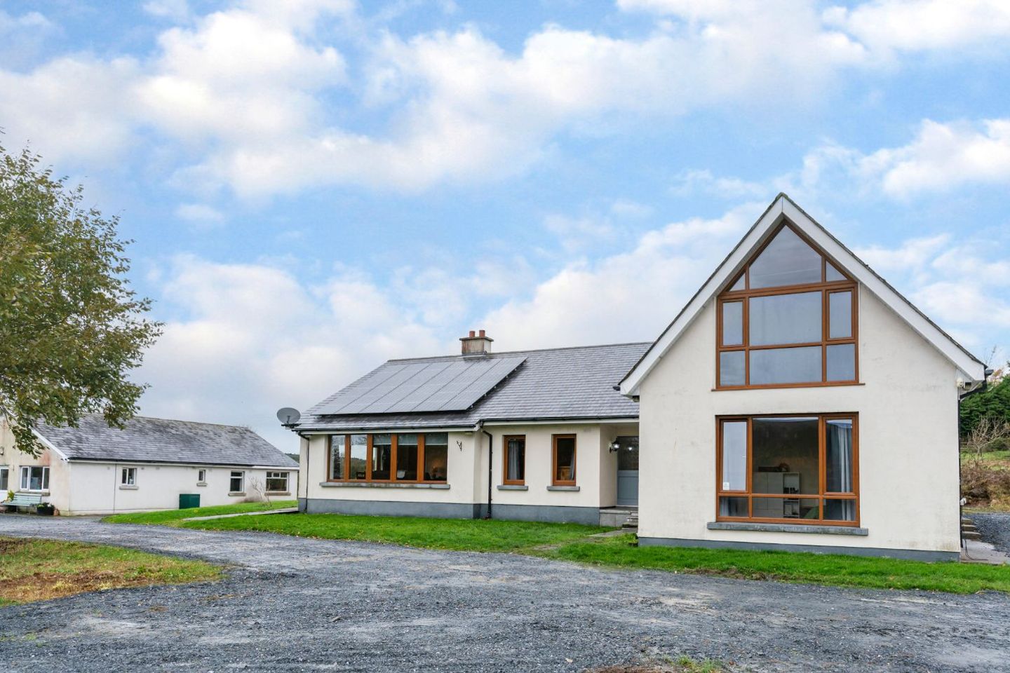 Residence on c. 3.87 Acres, 'Lake Breeze', Manor Kilbride, Blessington, Co. Wicklow