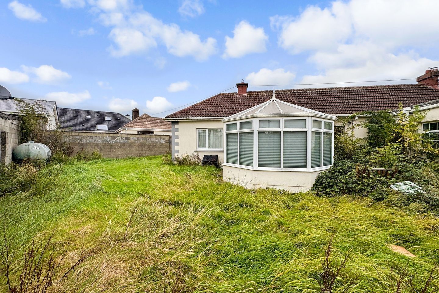 885 Piercetown, Newbridge, Co. Kildare, W12CK77