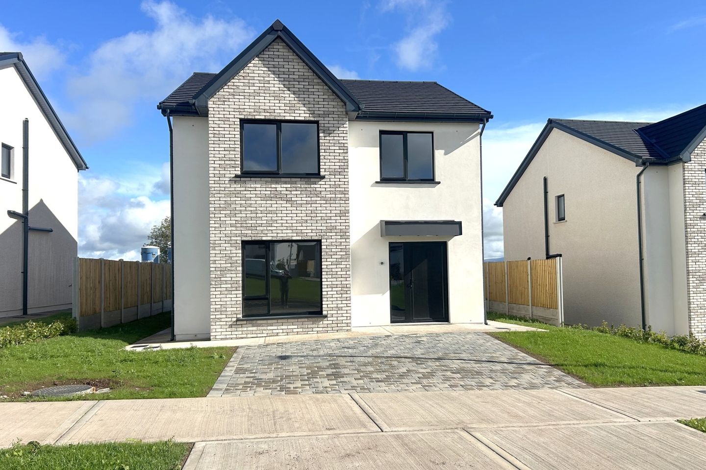 4 Bedroom Detached, Glenwood, 4 Bedroom Detached, Glenwood, Strawhall, Fermoy, Co. Cork
