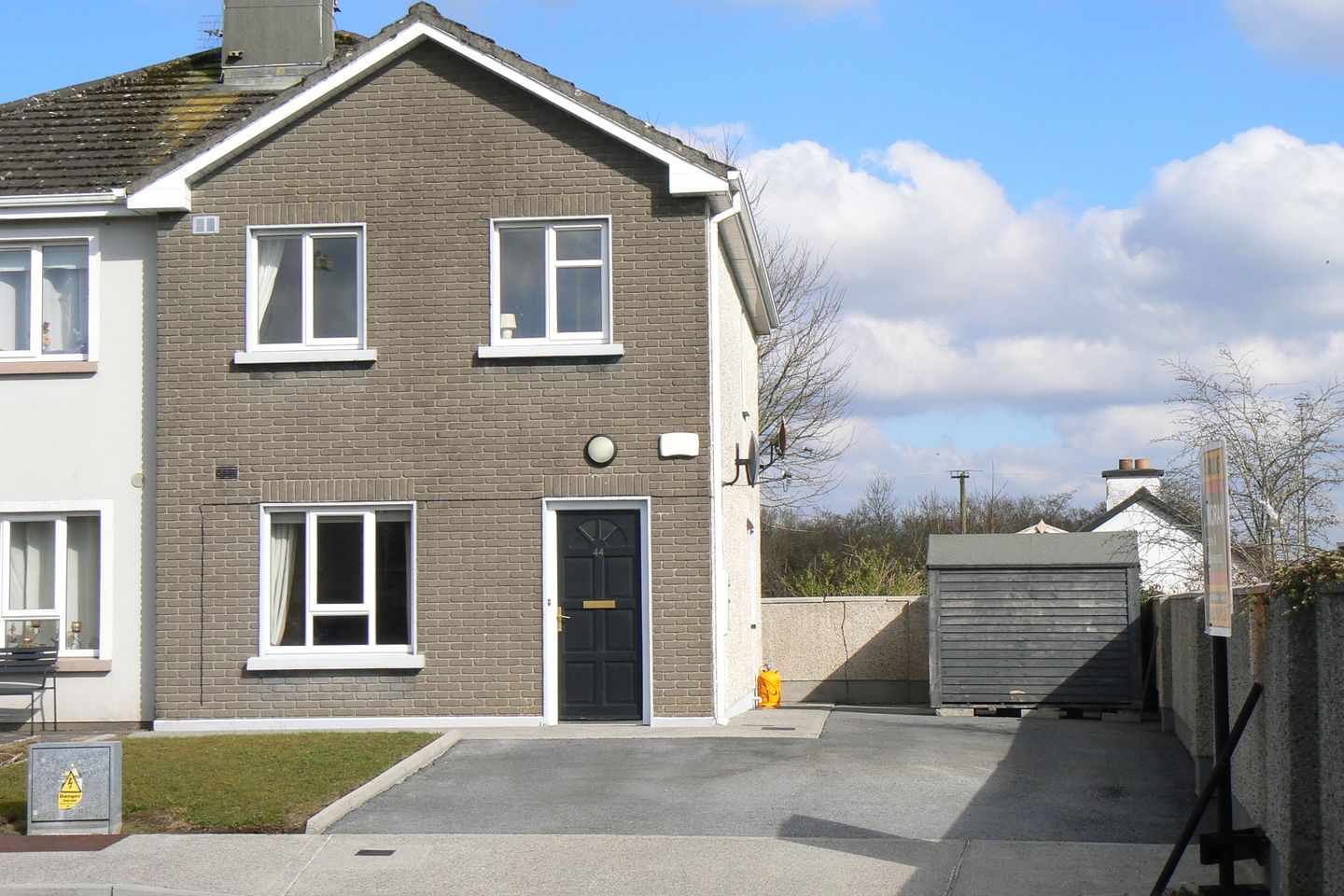 44 Cluain Rí, Athenry, Co. Galway, H65FC97 is for sale on Daft.ie