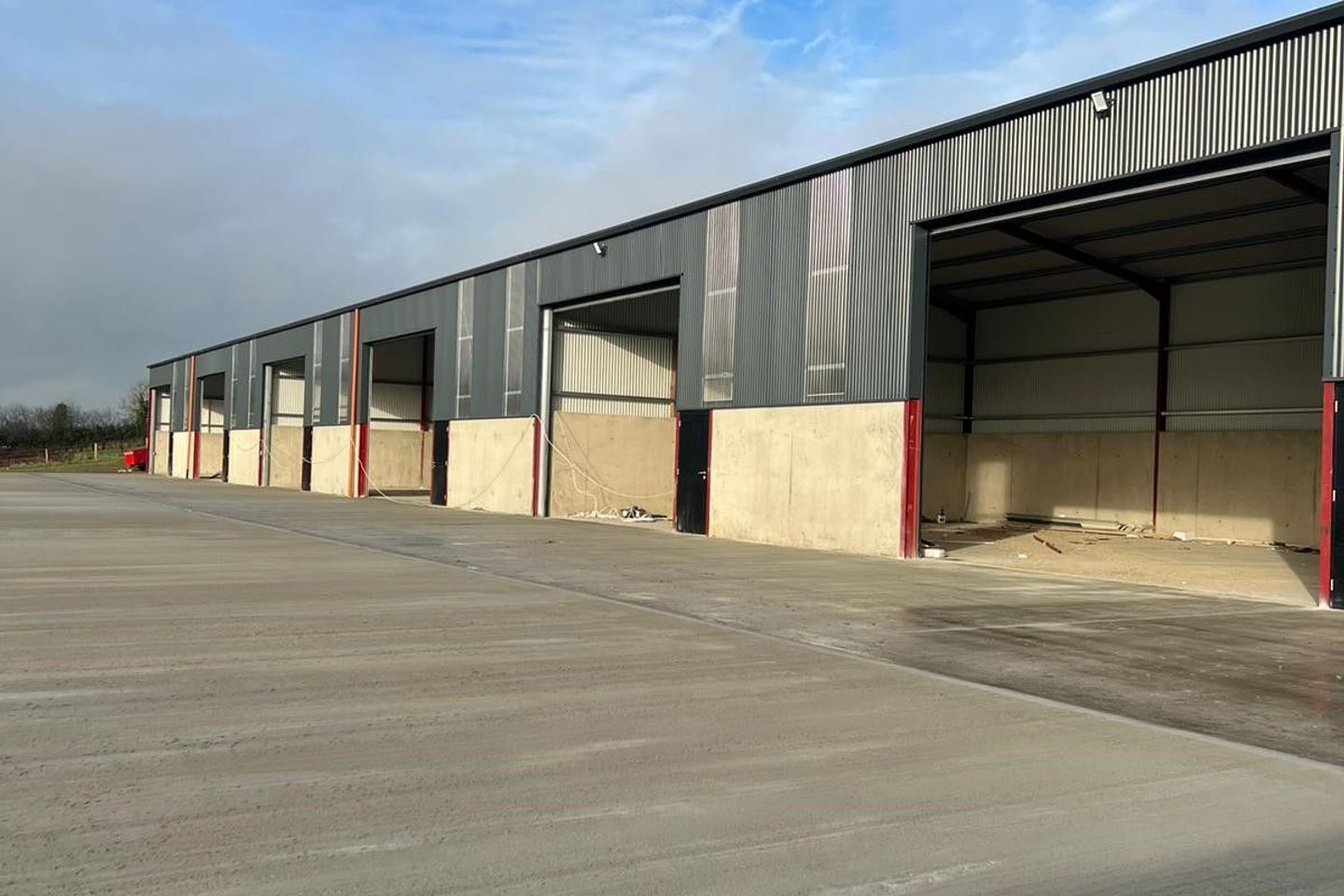 Commercial property for rent in Lurgankeel, Kilcurry, Co. Louth