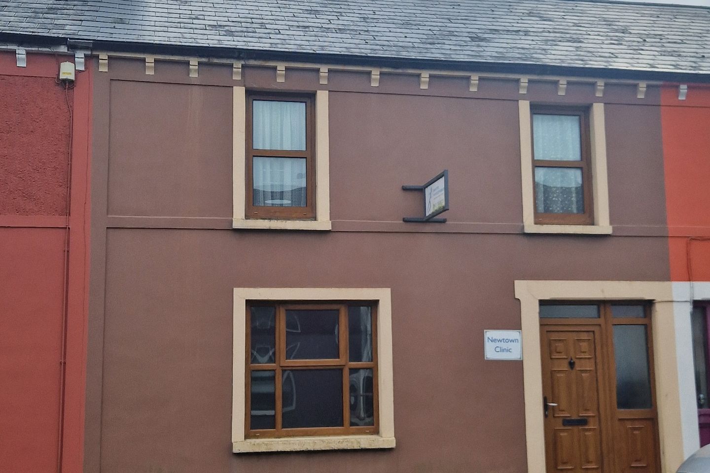 Newtown Clinic, 21 Glengarriff Road, Bantry, Co. Cork, P75PW13