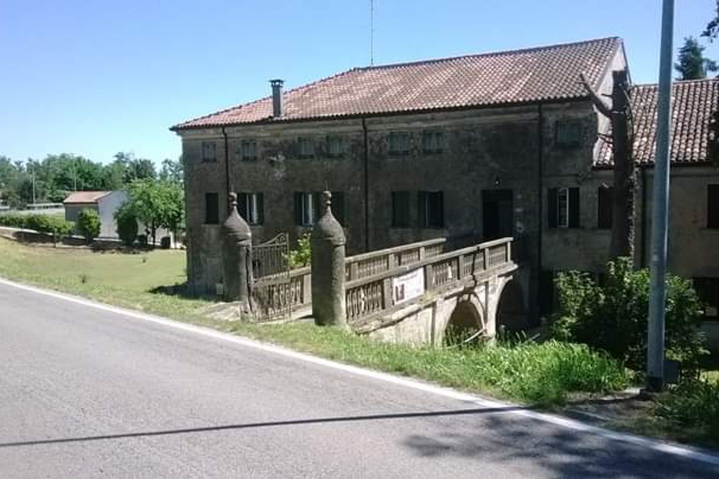 Stunning 6 Bedroom Estate For Sale In Giacciano Italy, Rovigo
