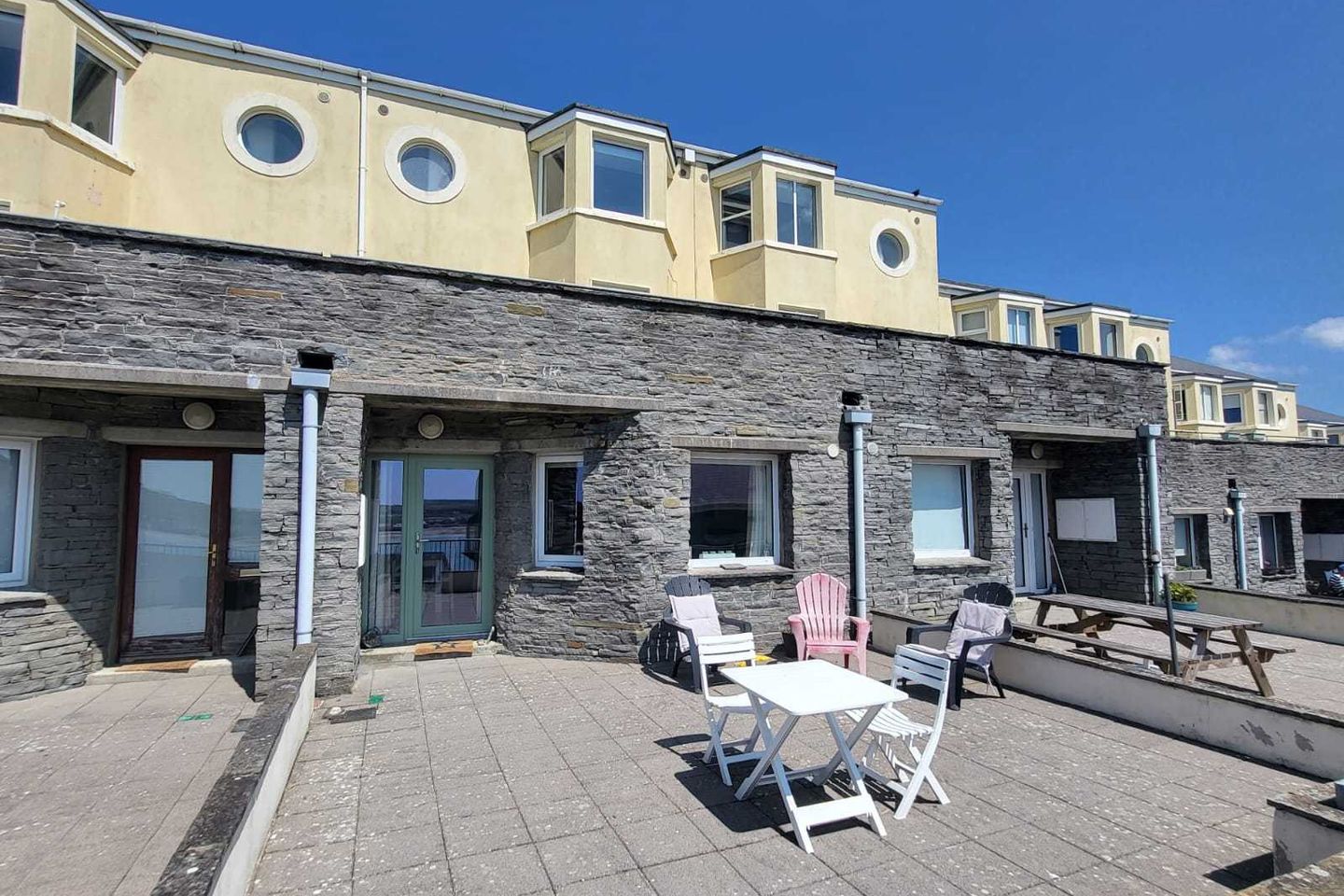 7A Spanish Cove Holiday Apartments, East End, Kilkee, Co. Clare