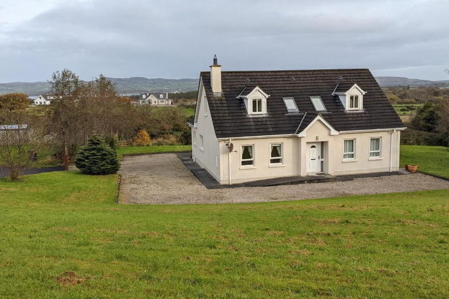 1 Woodside, Ballyliffin Road, Carndonagh, Co. Donegal, F93V6TV is for
