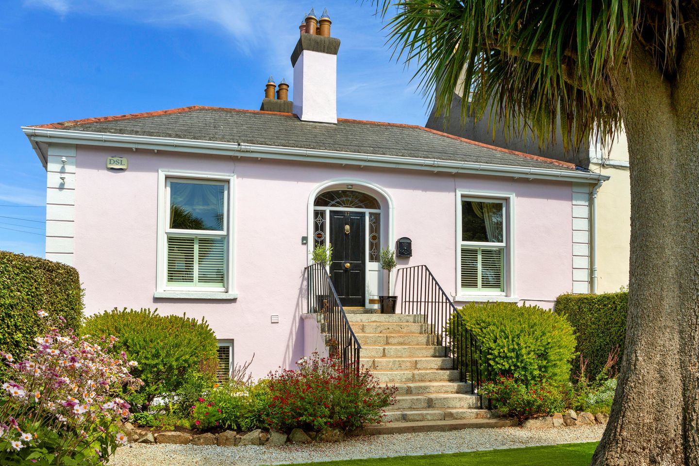 Raven Lodge, 17 Summerhill Road, Sandycove, Co Dublin, A96VX65