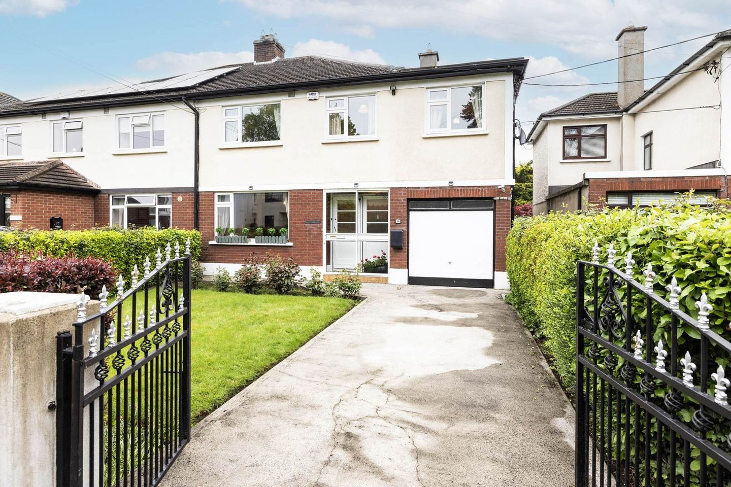 50 Woodpark, Castleknock, Dublin 15 is for sale on Daft.ie