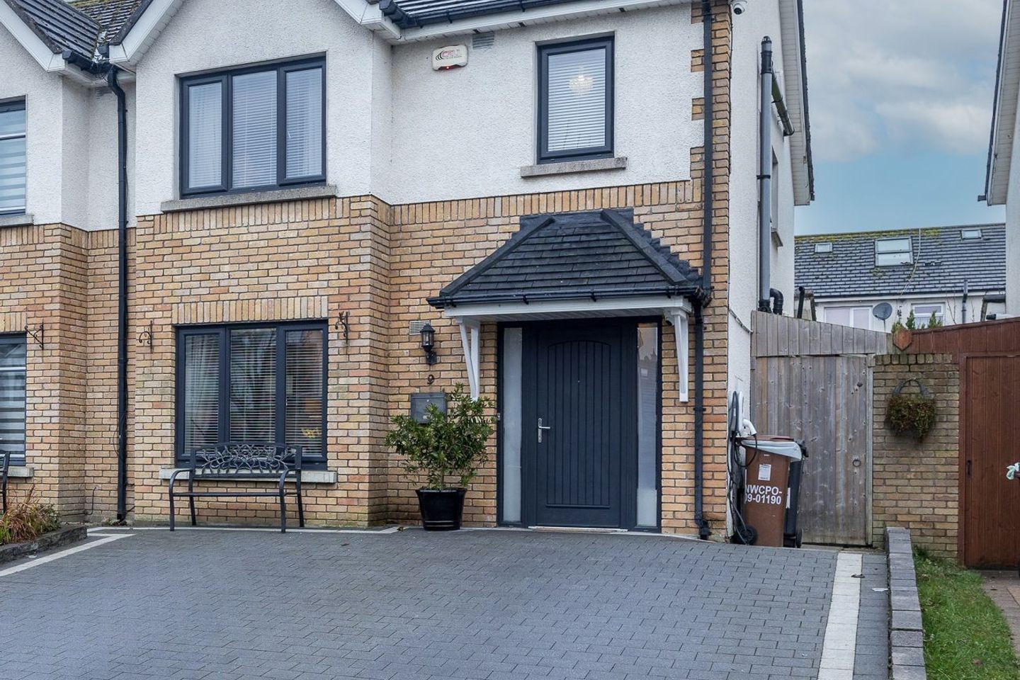 9 The Drive, Milltree Park (with attic), Ratoath, Co. Meath, A85AK23