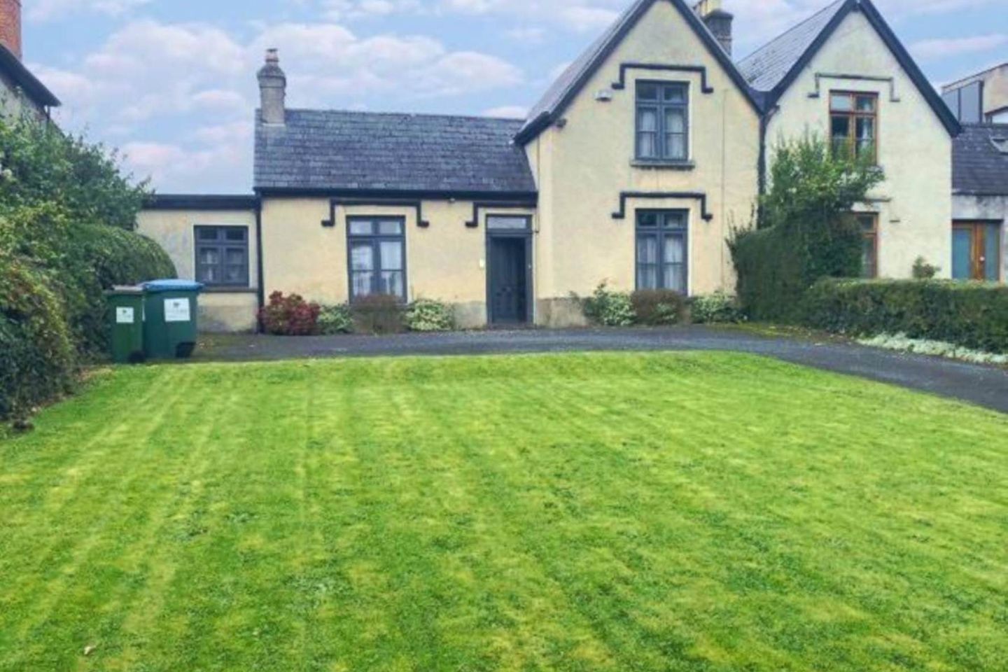 Cragville, Castleview Gardens, Clancy Strand, Limerick City, Co. Limerick, V94KC3Y