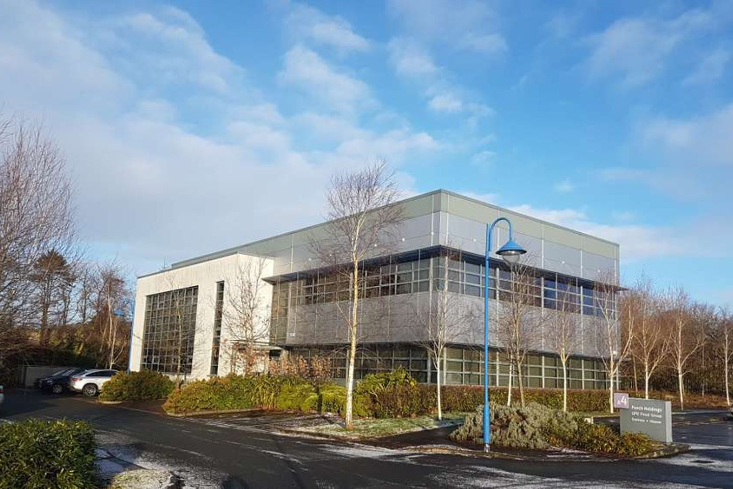 Commercial property for rent in Unit 4A Fota Business Park