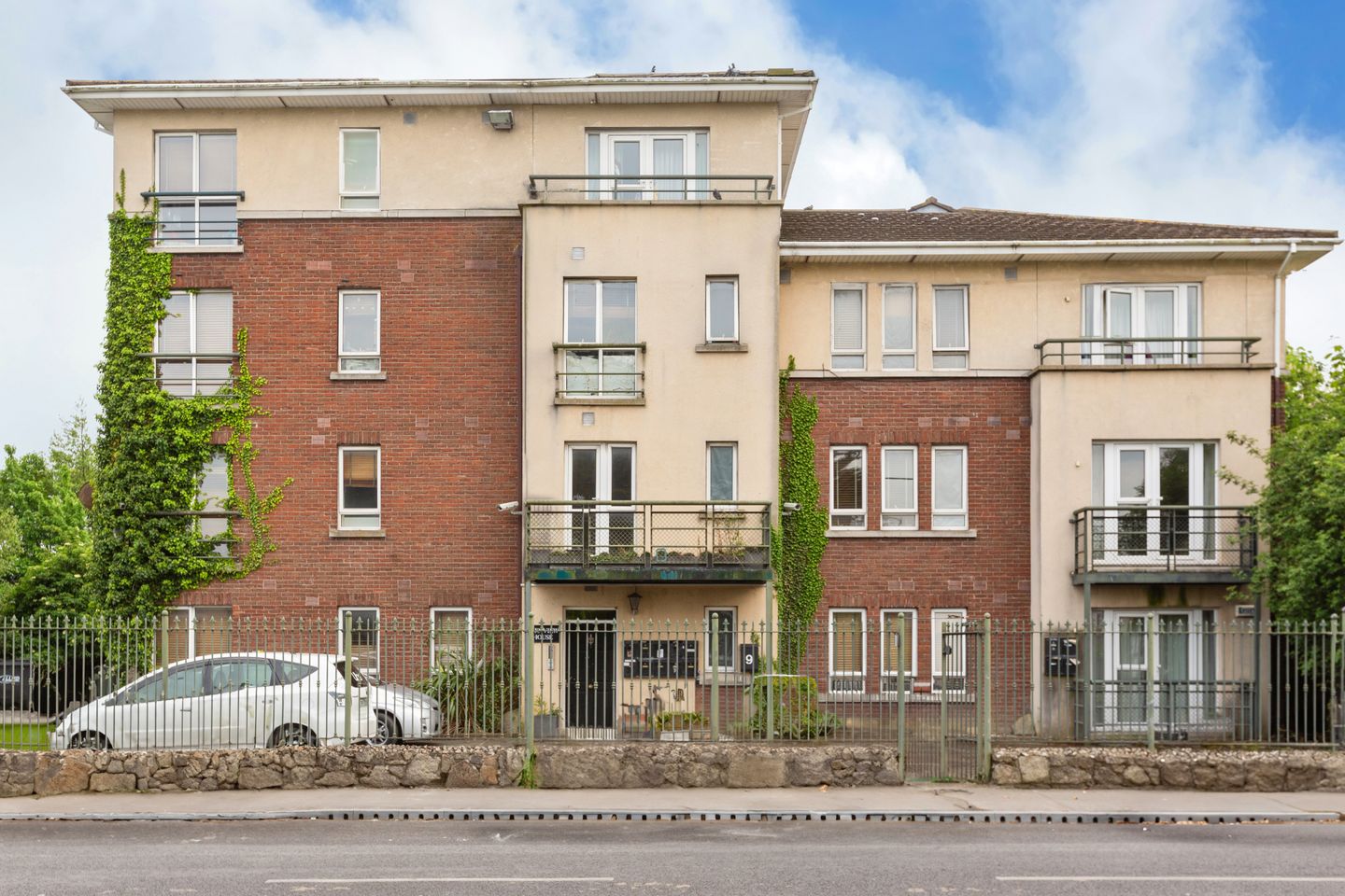 Apartment 4, Glenview House, Main Road, Tallaght, Dublin 24, D24H928 is